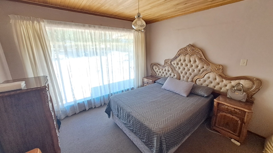 4 Bedroom Property for Sale in Pellissier Free State